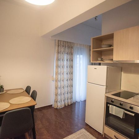 Explore Greece From Lovely City Centre Apartment คัลกิดา ภายนอก รูปภาพ
